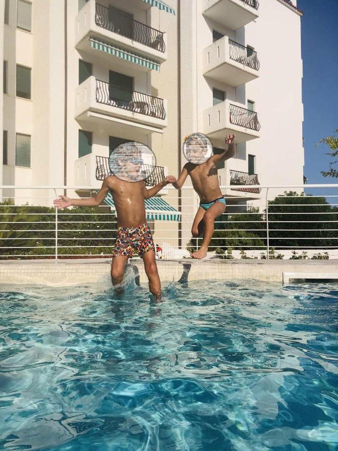 Residence El Palmar Fronte Mare, Fronte Spiaggia Lido di Jesolo Kültér fotó